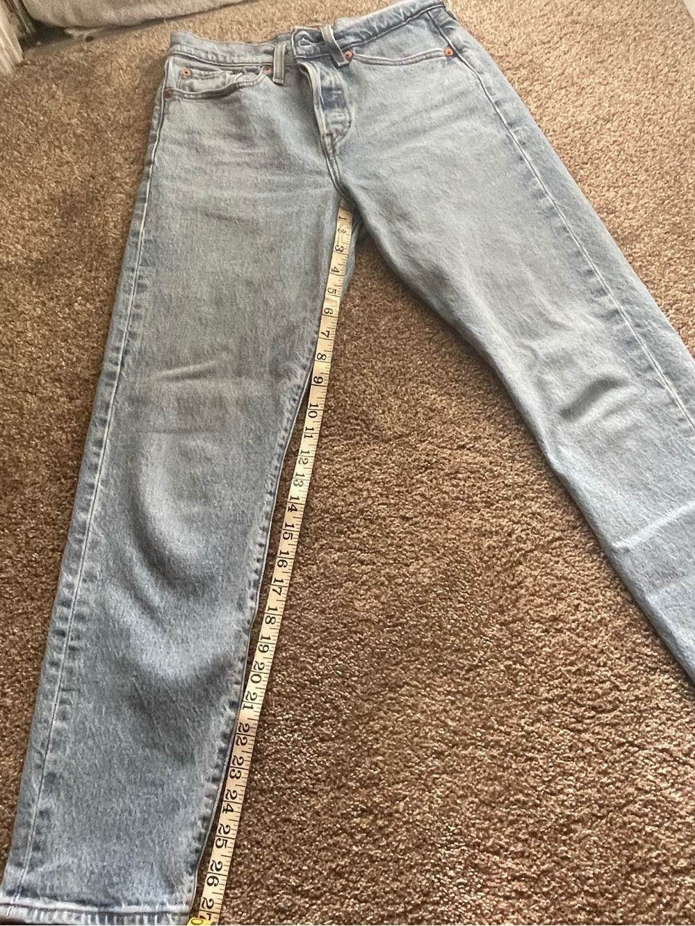 Levi's Light Wash Straight Leg Jeans - Picture 8 of 9